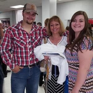 Meet your Posher, Robin